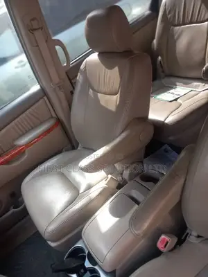 Toyota Sienna for Hire