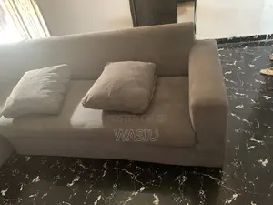 Palor Chair