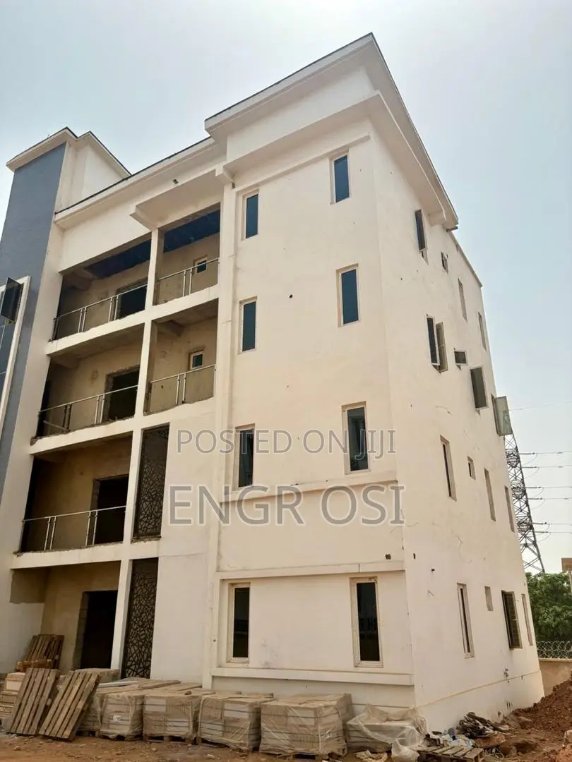 14 Units Service Apartment