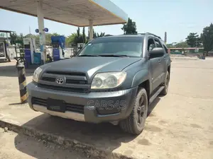 Toyota 4-Runner 2004 Gray