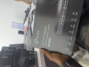 Tp-Link Tl-Sg1024d 24-Port Gigabit Unmanaged Desktop/Rackmount Switch