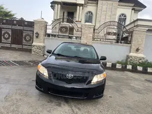 Toyota Corolla LE 4dr Sedan (1.8L 4 cyl 4A) 2009 Black