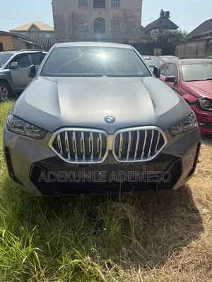 BMW X6 xDrive40i AWD 2026 Gray