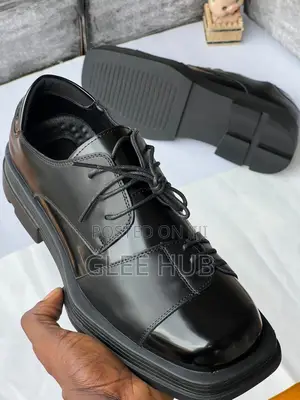 Bold Sole Shoes