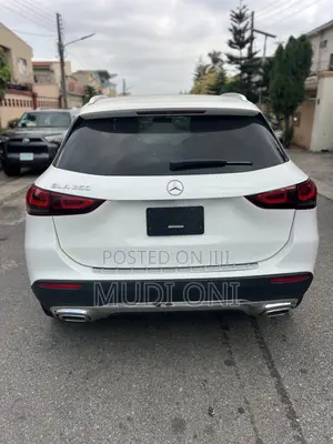 Mercedes-Benz GLA-Class 2020 White