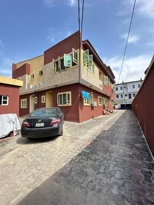 2bdrm Apartment in Lekki Expressway for rent