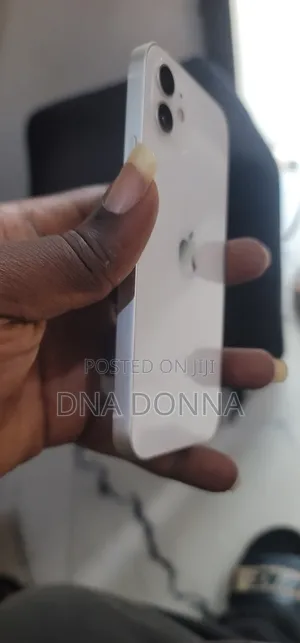 Apple iPhone 12 64 GB White