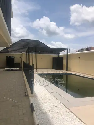 5bdrm Duplex in Parkview for rent