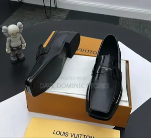 Louis Vuitton Men Cooperate Shoe (Limited Stock)