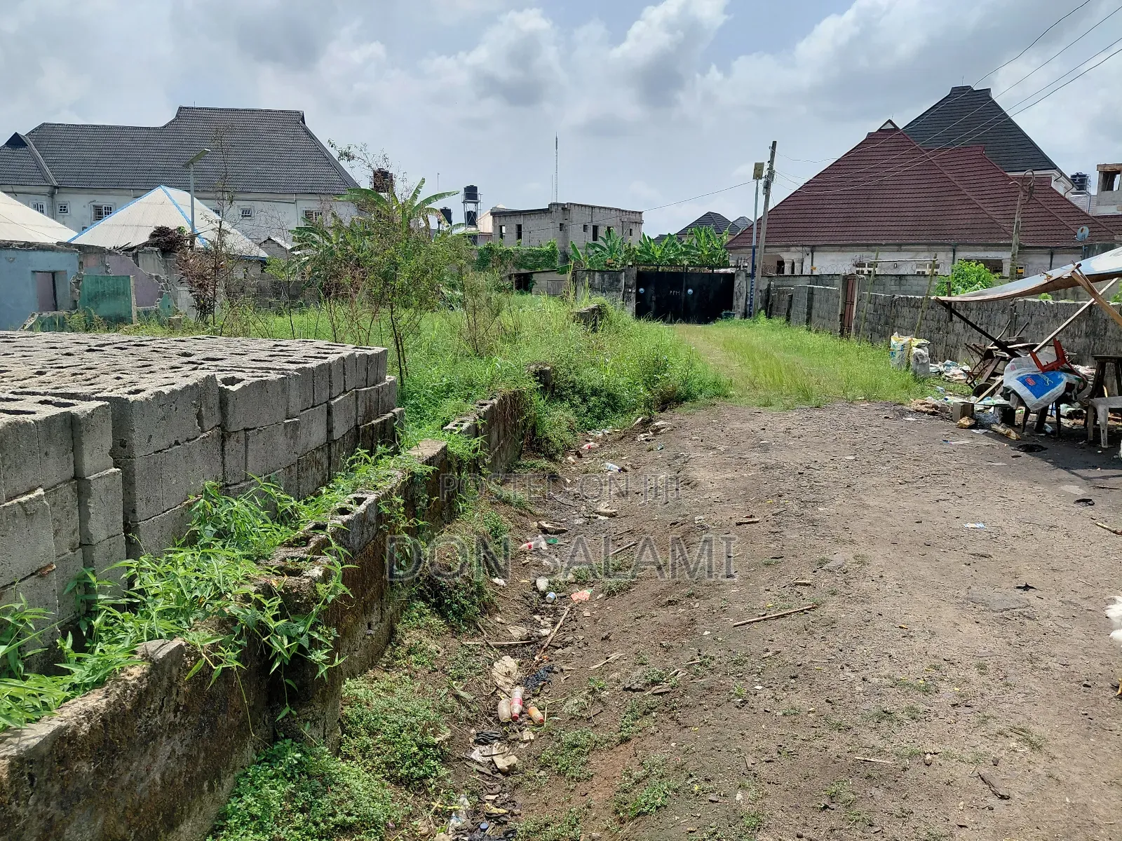1 Plot in Radio Estate