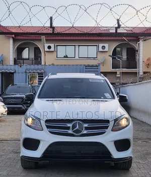 Mercedes-Benz GLE-Class GLE 350 2017 White