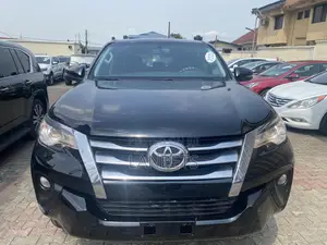 Toyota Fortuner 2020 Black