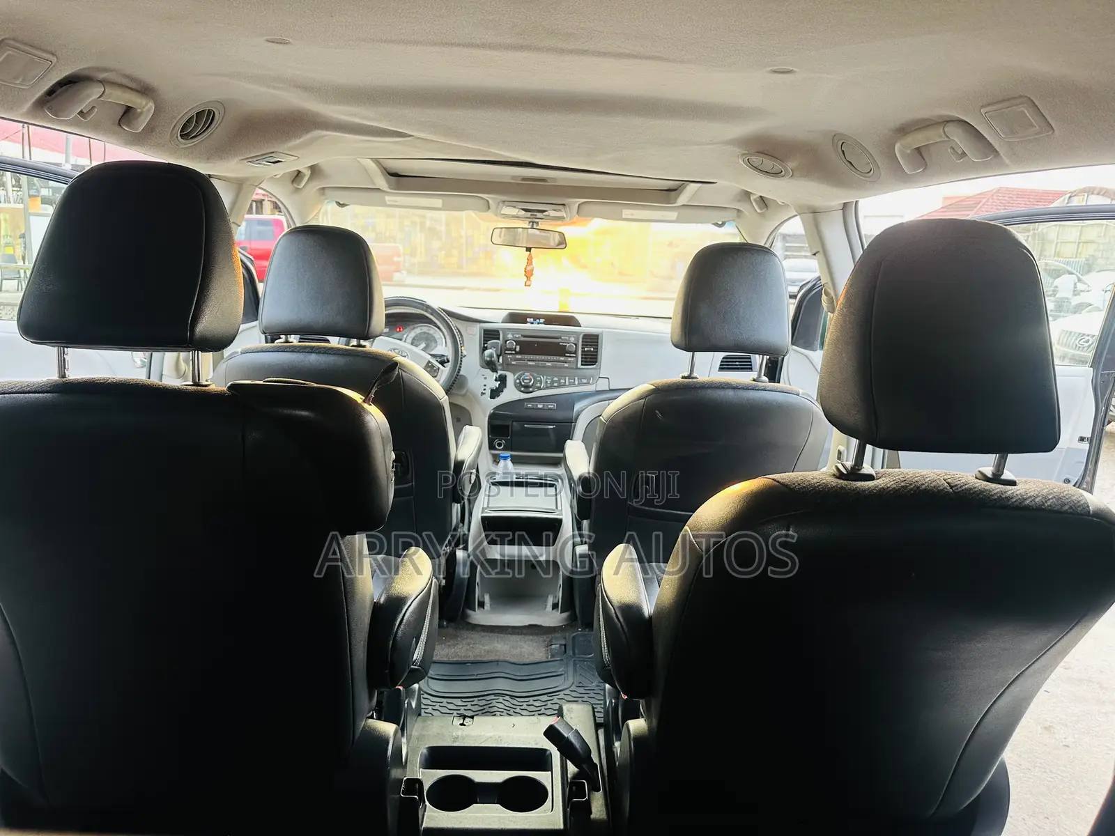 Toyota Sienna 2011 Black