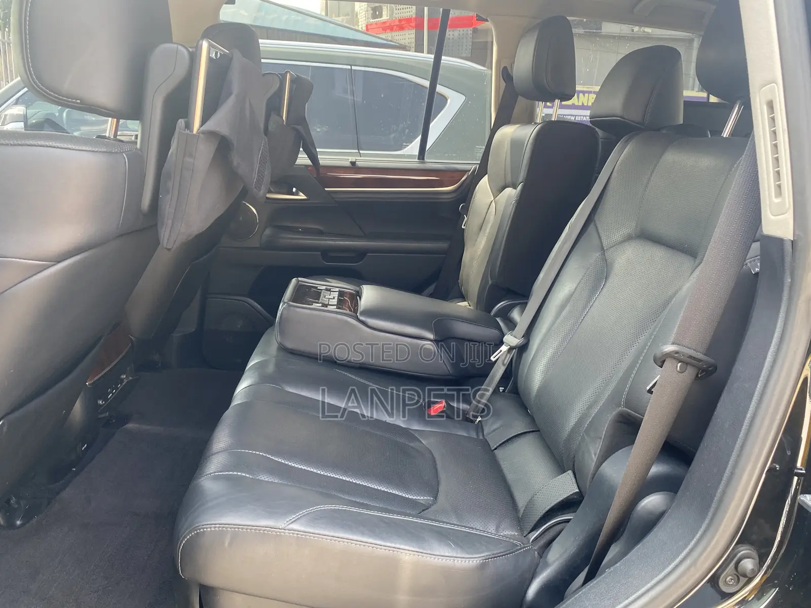 Lexus LX 2017 Black