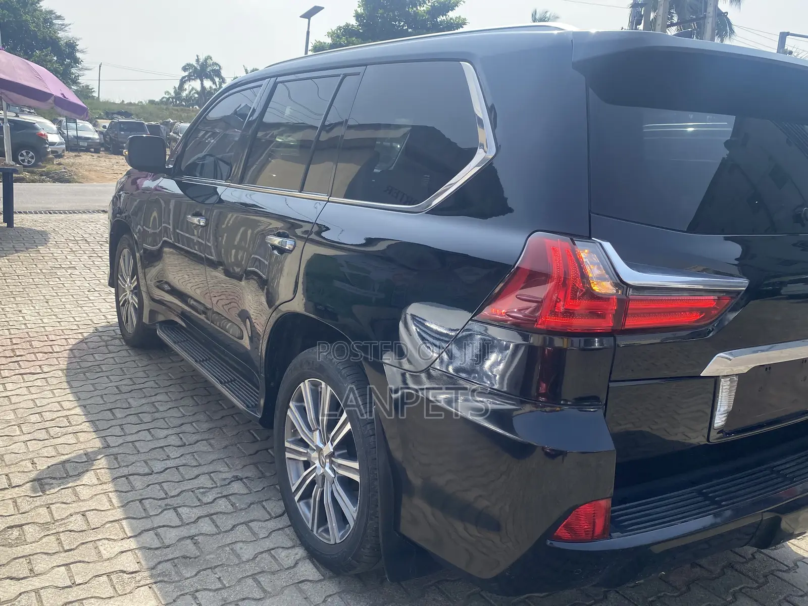 Lexus LX 2017 Black