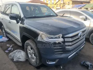 Uupgrade Your 2012 Landcruiser to 2023/24 Model.