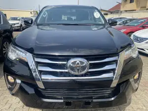 Toyota Fortuner 2019 Black