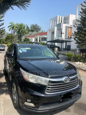 Toyota Highlander Limited 4dr SUV AWD (3.5L 6cyl 6A) 2015 Black