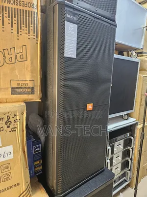 A Pair of JBL Full Range Speaker Model Srx725