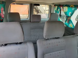 Volkswagen Transporter 2005 Red