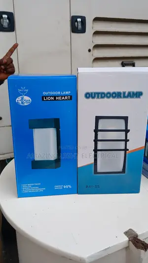 Fence Lights That Used Bulb