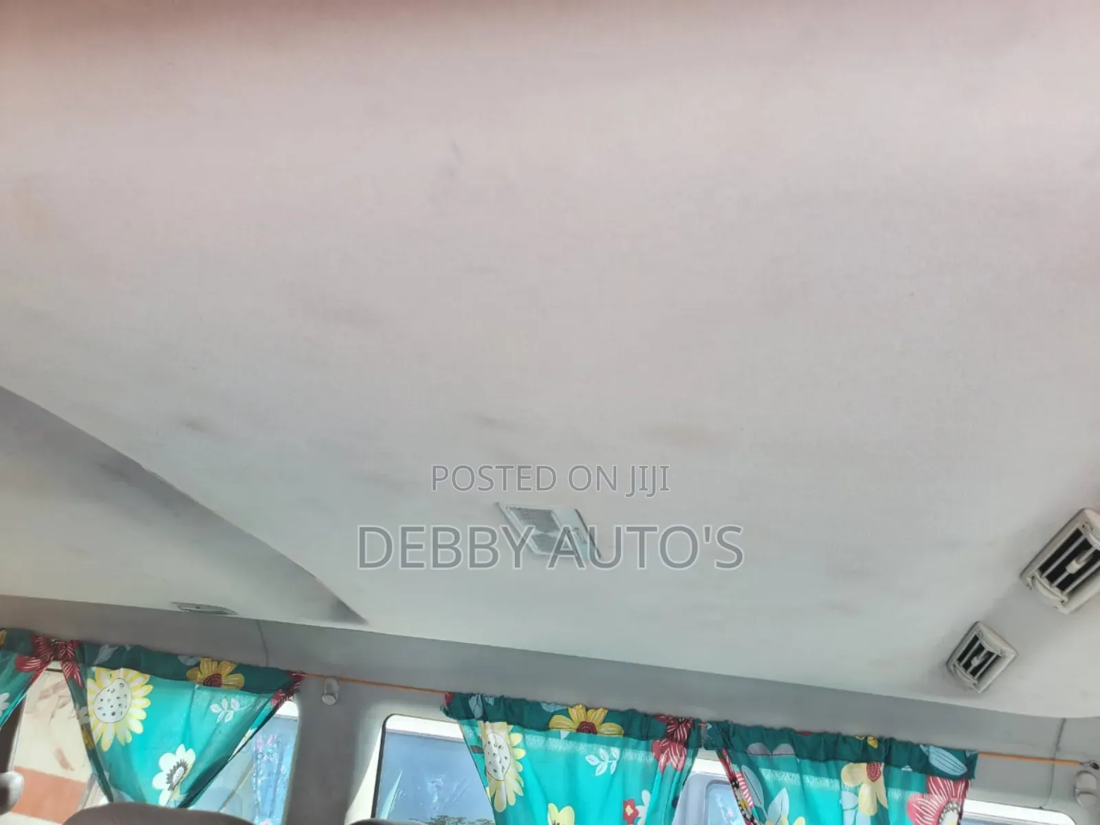 Volkswagen Transporter 2005 Red