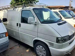 Volkswagen Transporter 2005 White