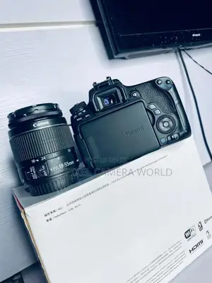 Canon 760d With Lens