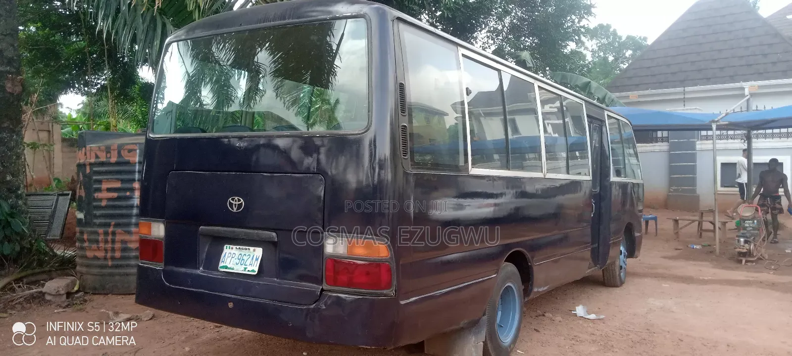 Toyota Coaster 2002 Blue