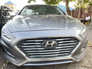 Hyundai Sonata SE 2017 Gray