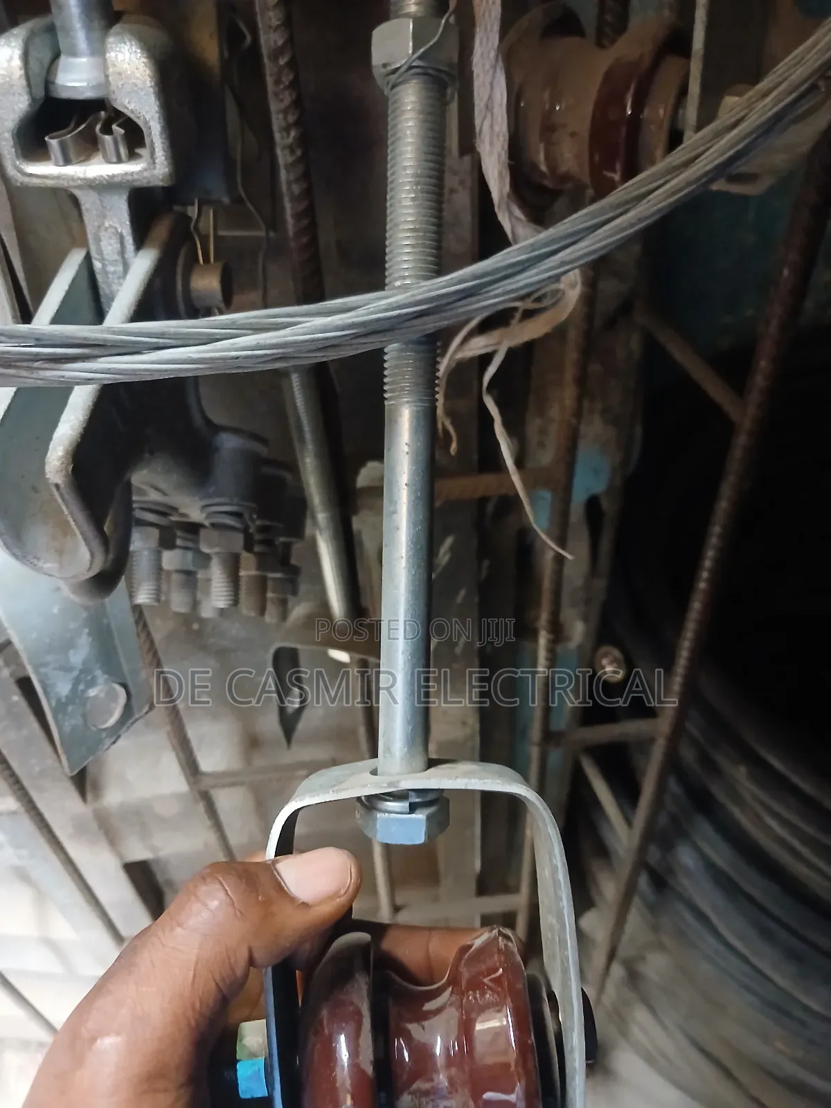Complete D Iron