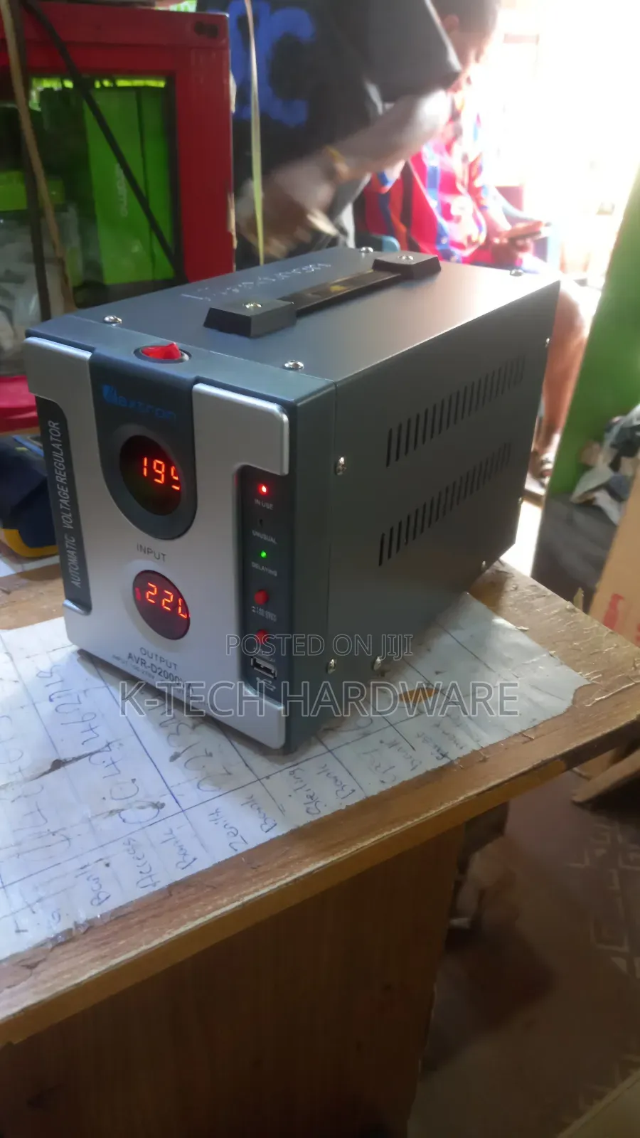 Maxtron Avr-d2000va(2kva)Stabilizer