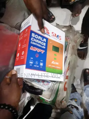 30ah MPPT SMS Charge Controller