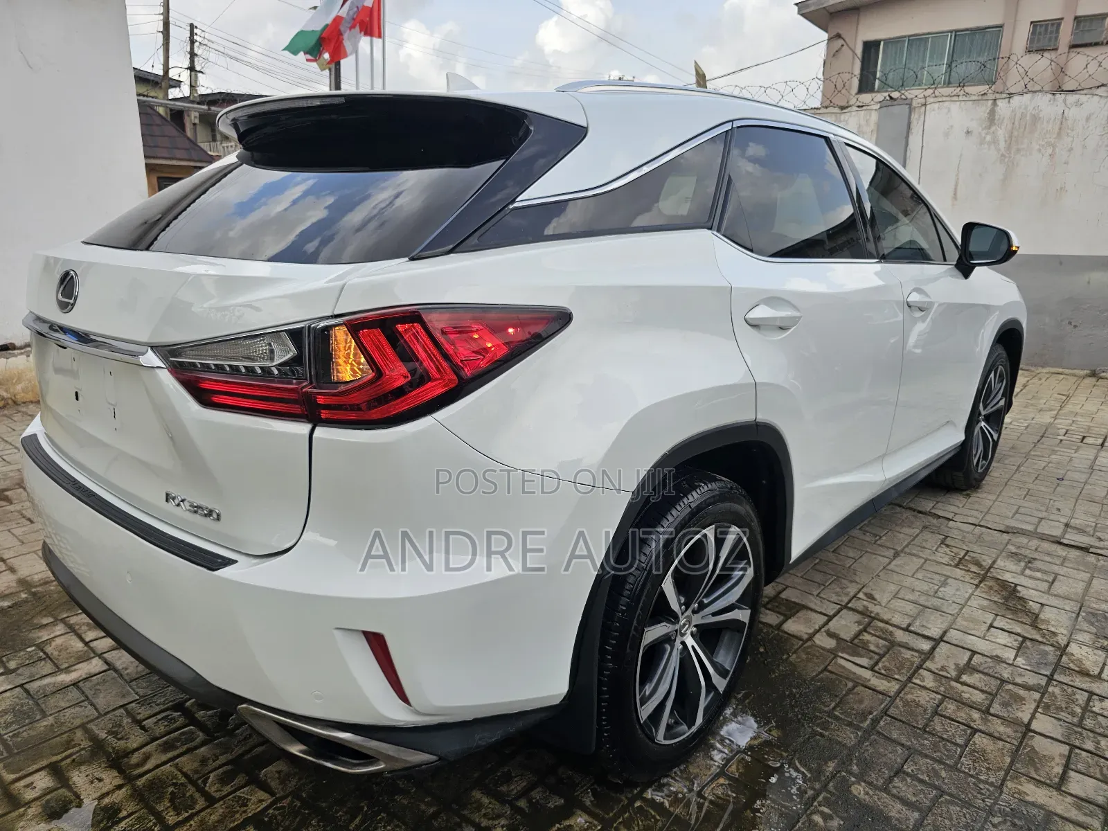 Lexus RX 350 AWD 2017 White