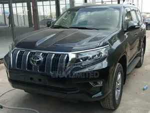 Toyota Land Cruiser Prado 2.7 2023 Black