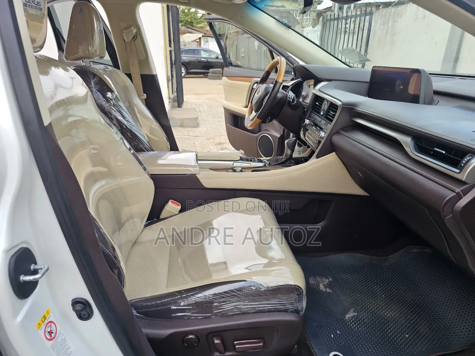 Lexus RX 350 AWD 2017 White