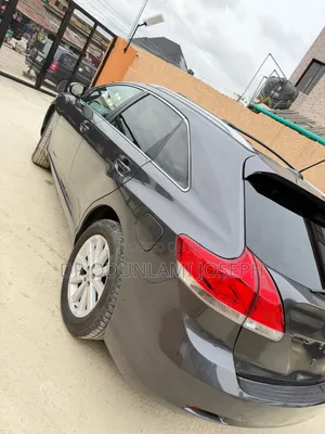 Toyota Venza 2010 Gray