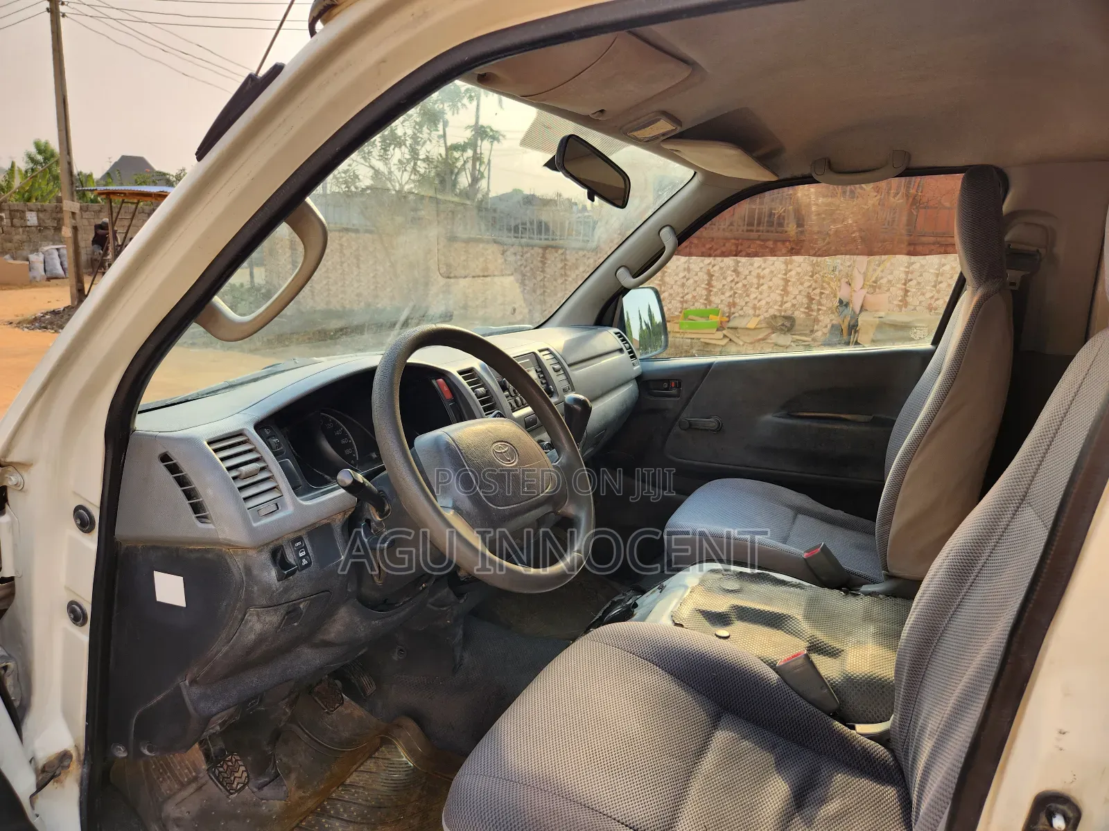 Toyota HiAce 2008 White