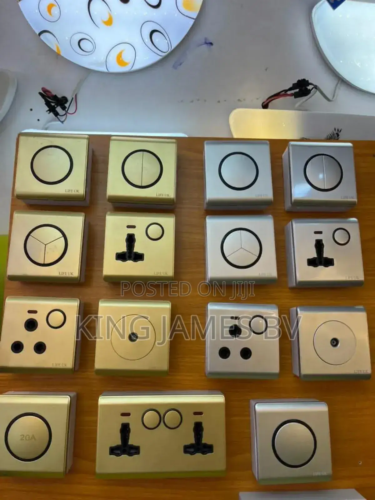 Push Switches and Socket