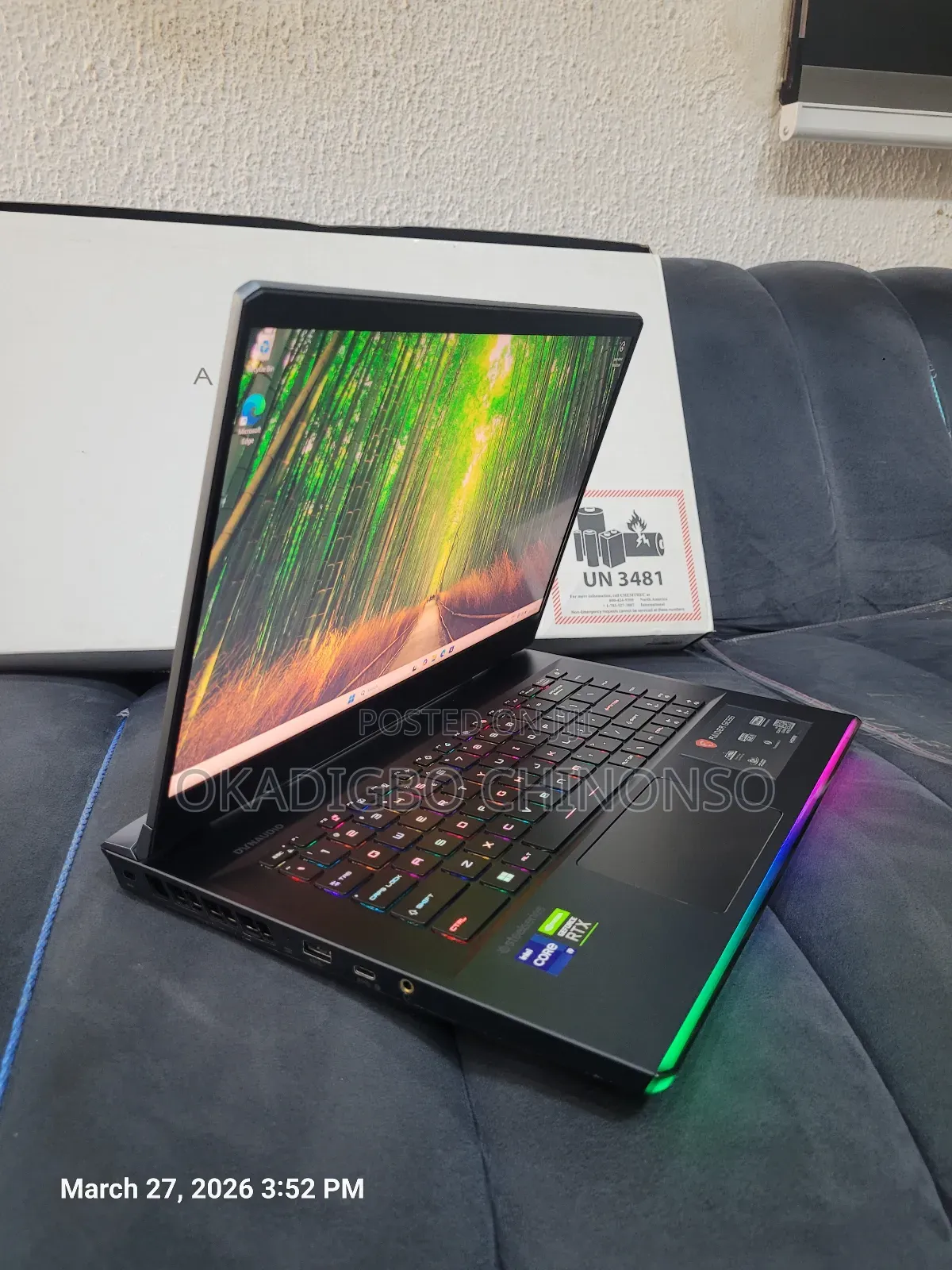 Laptop MSI Raider GE68HX 13VI-202US 32GB Intel Core i9 SSD 1T
