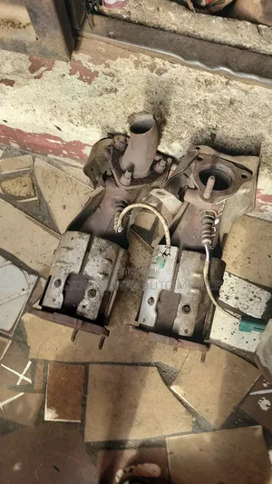 Back Engine Catalyst for Nissan Murano 2004 /2006 Model