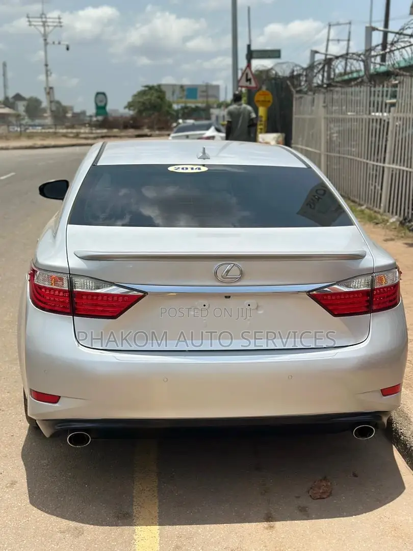 Lexus ES 350 FWD 2013 Silver
