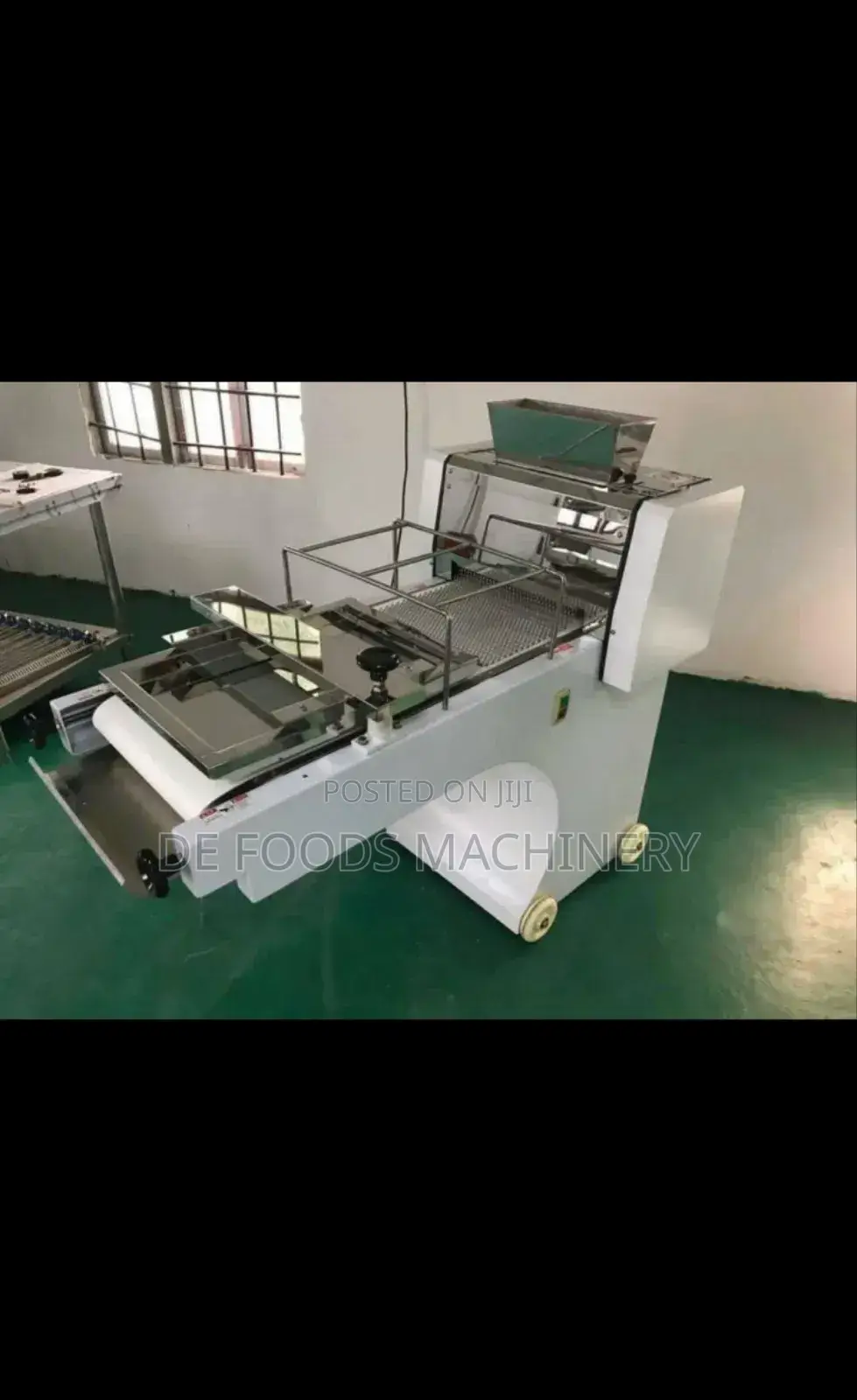 Dough Moulder