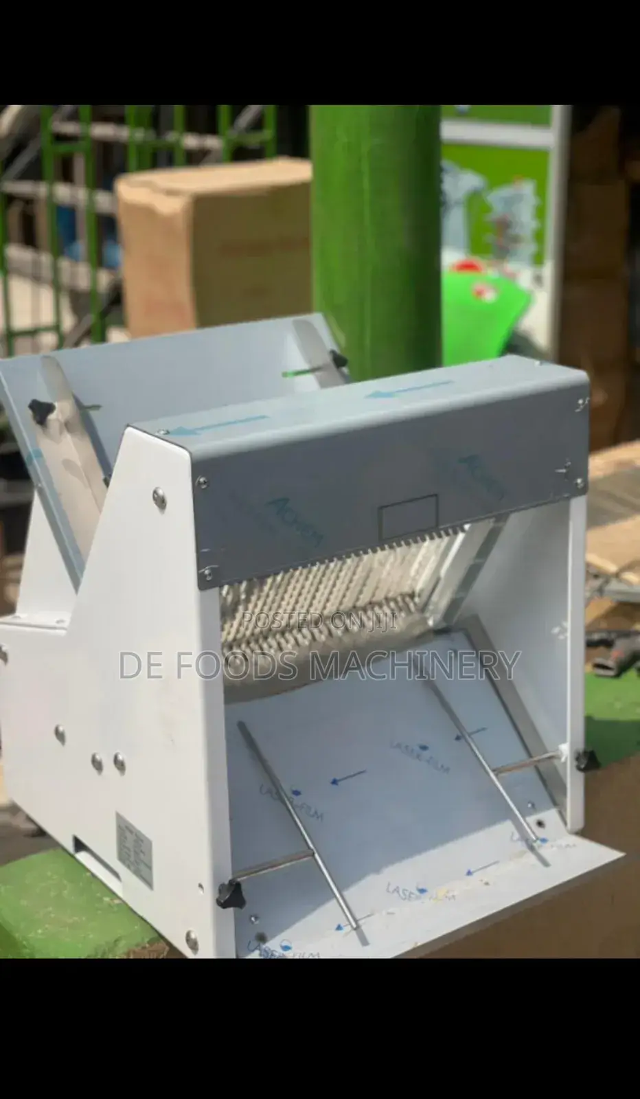Commercial Bread Slicer