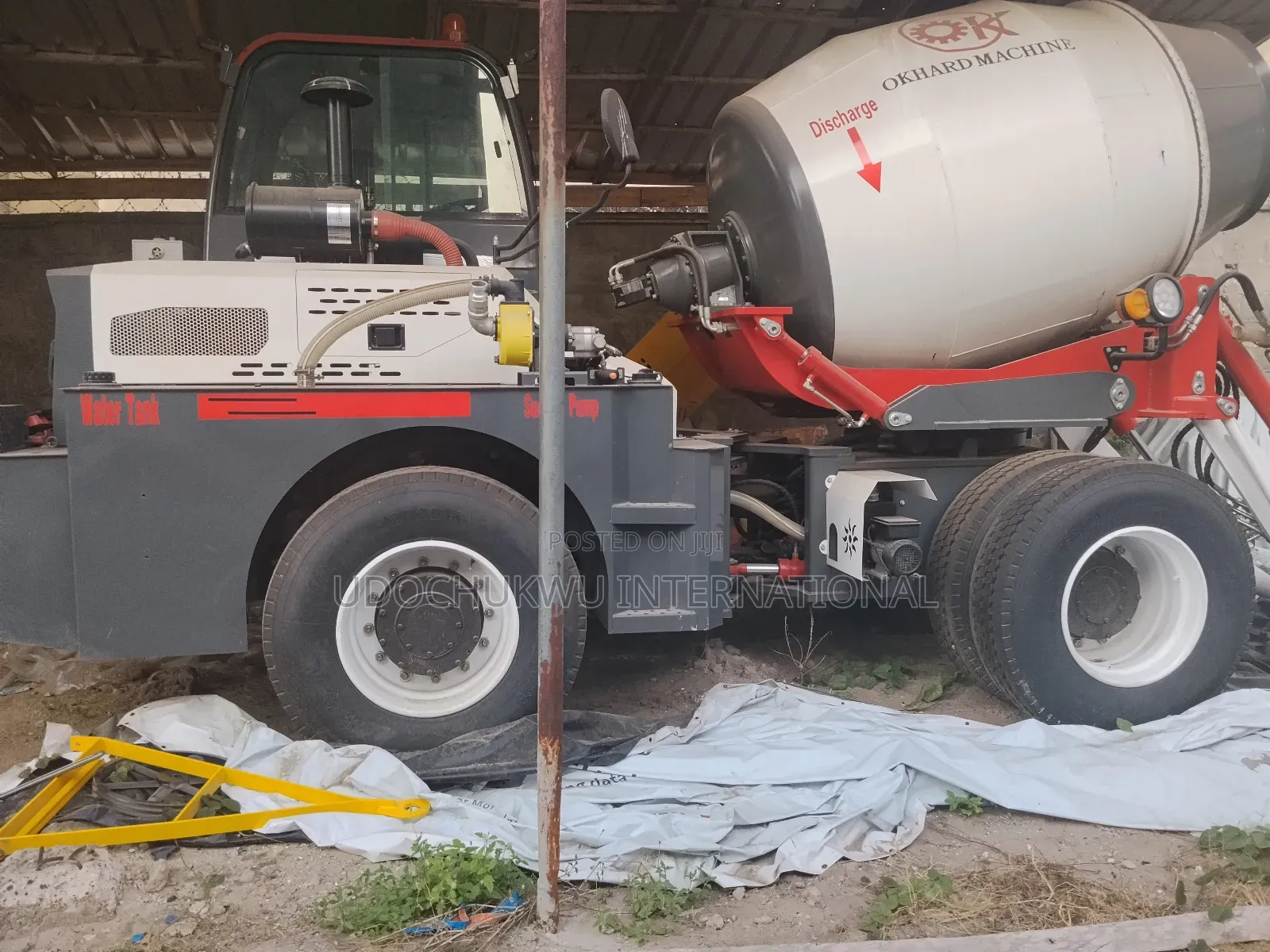 Self Loader Concrete Mixer Truck