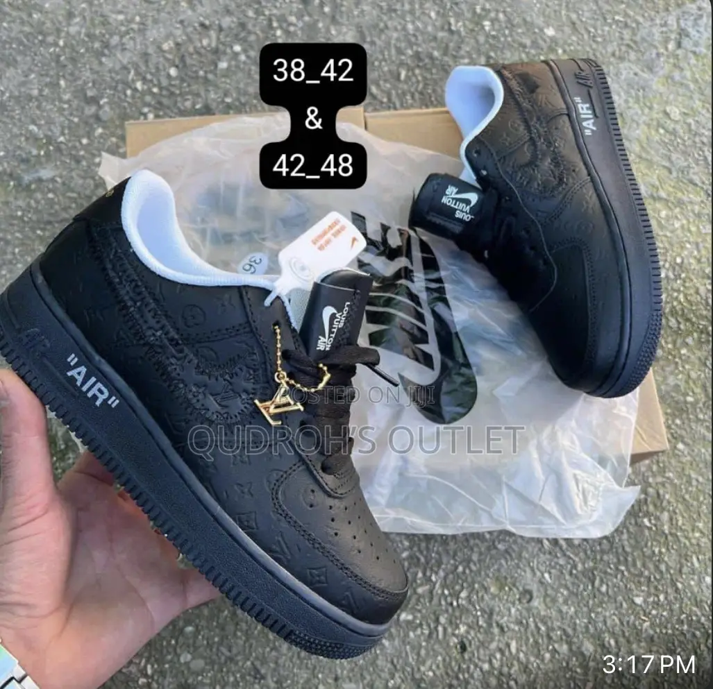 Nike Sneakers