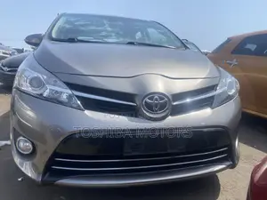 Toyota Verso 2018 Gray