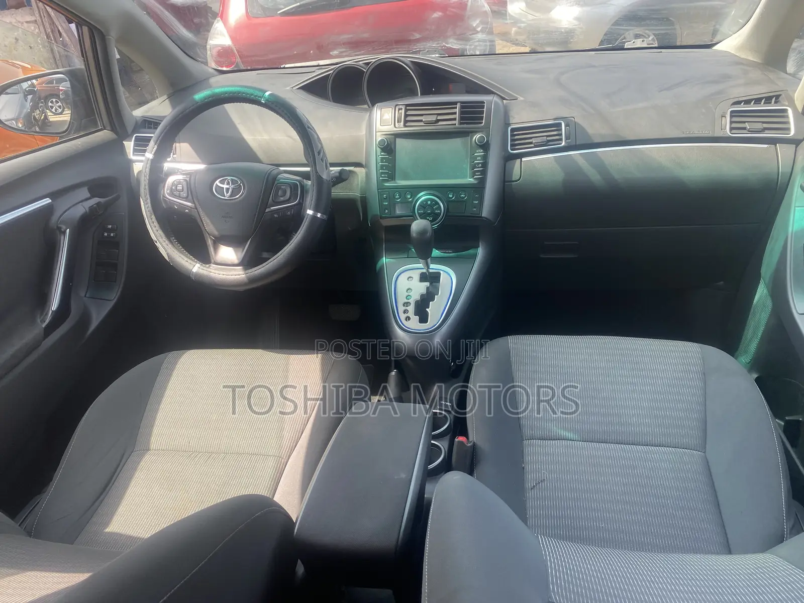 Toyota Verso 2018 Gray