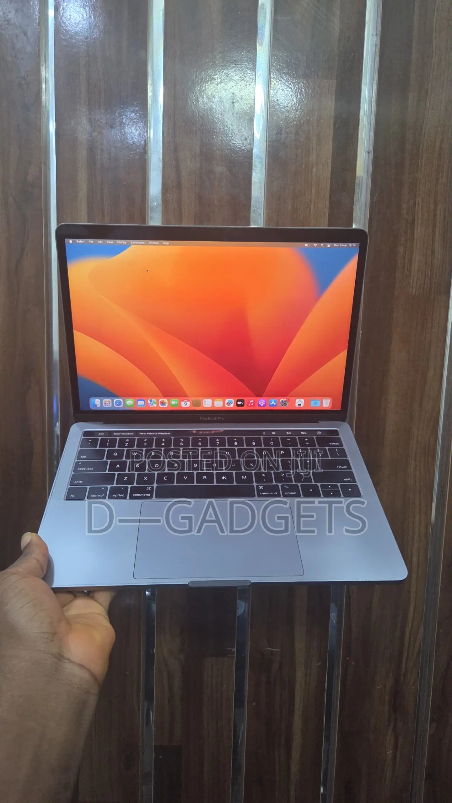 Laptop Apple MacBook Pro 2020 8GB Intel Core i5 SSD 256GB