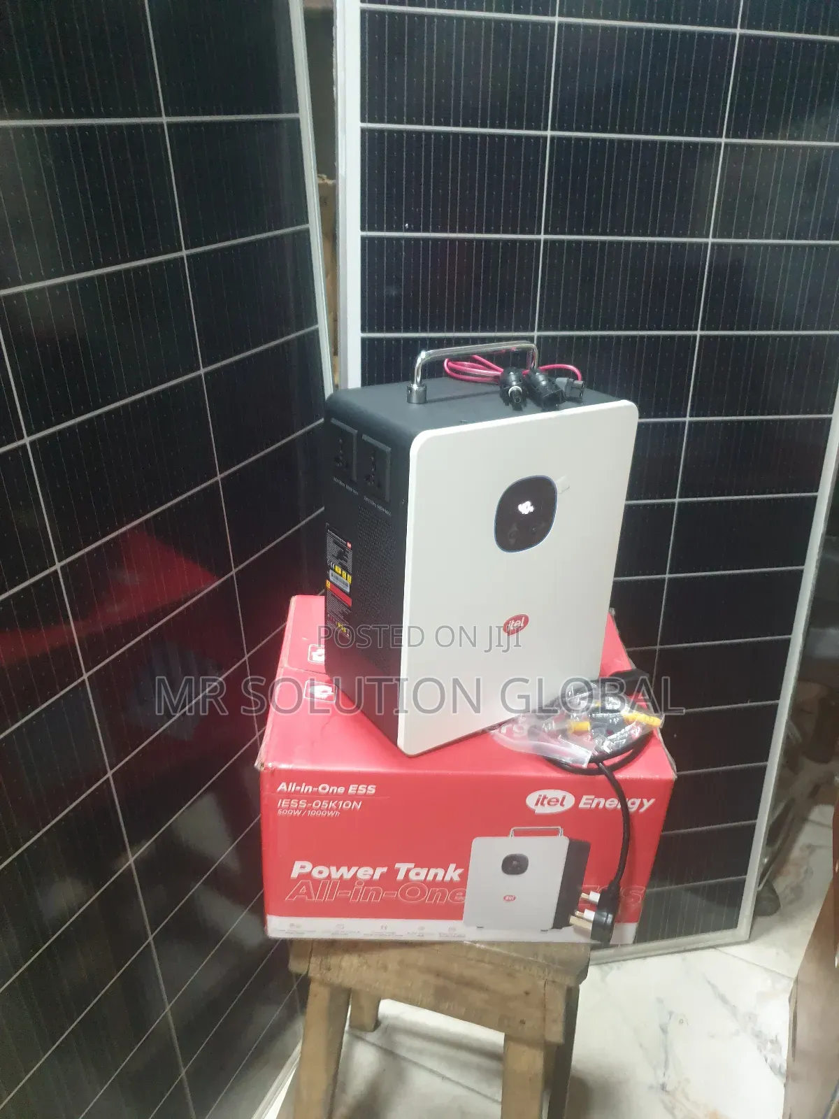 500w Itel Solar Generator With 400w Panel
